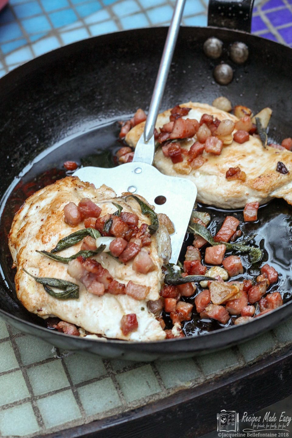 Pan-fried Chicken with Pancetta and garlic-image