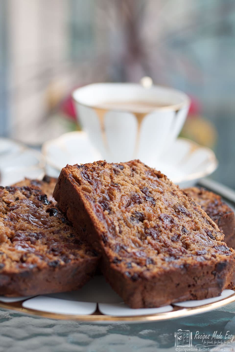 Friends in the Kitchen - My Welsh friend Julie shows Recipes Made Easy, how simple it is to make a traditional welsh Bara Brith.