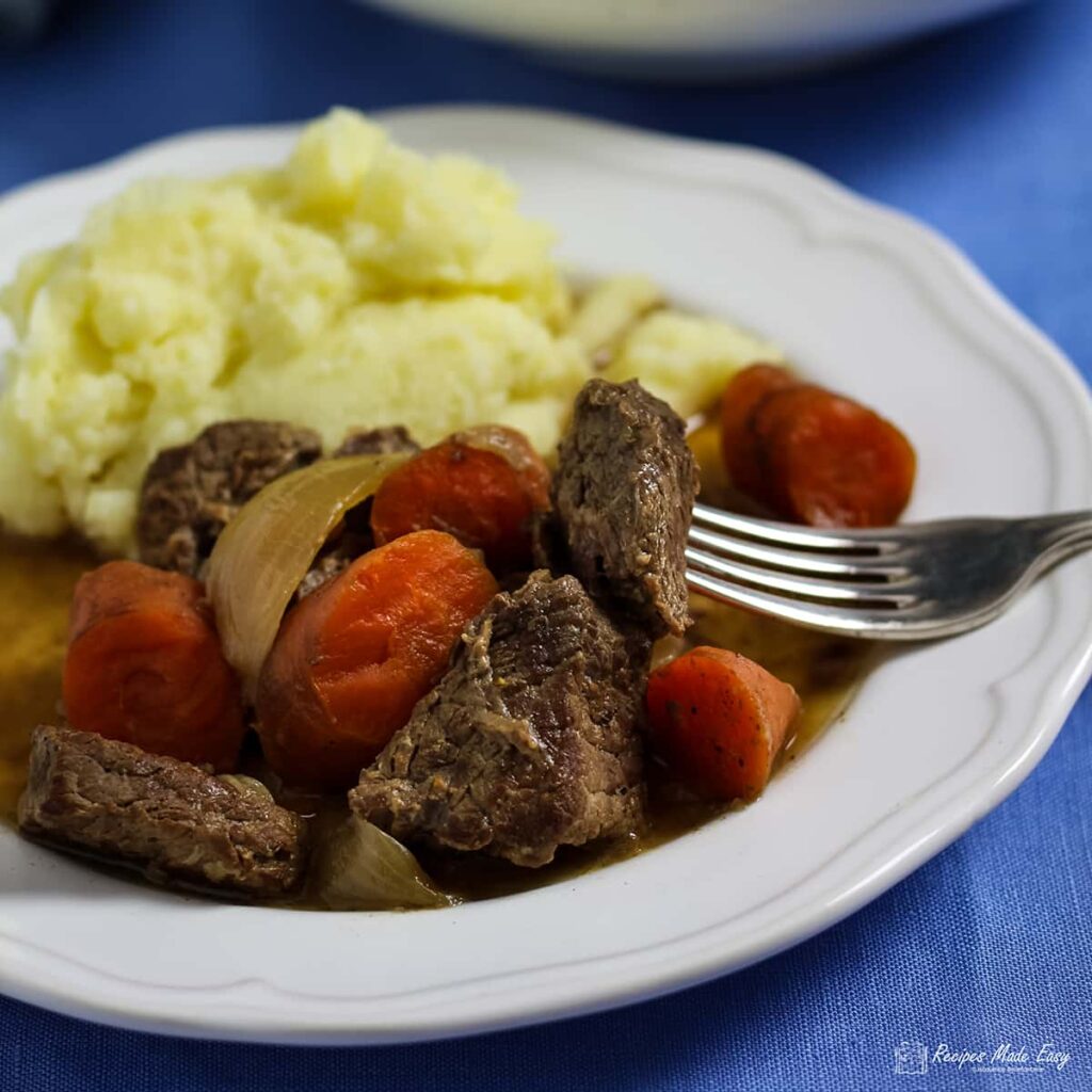 Beef Stifado | Recipes Made Easy