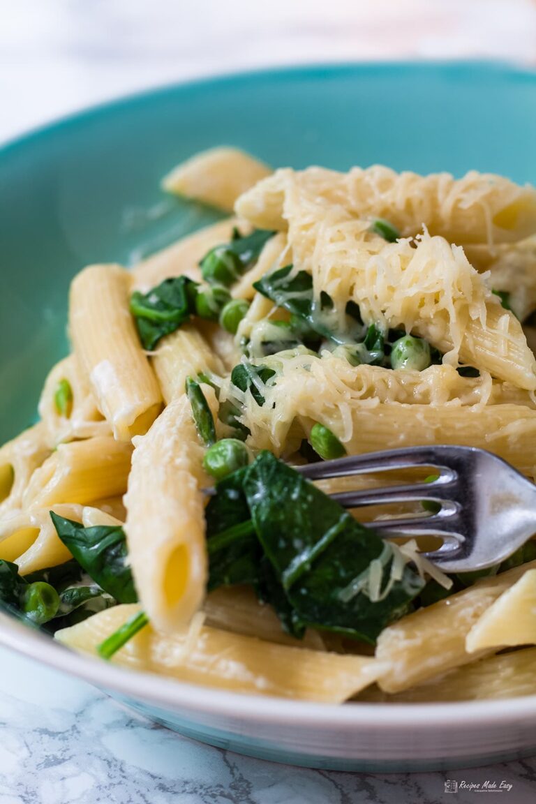 Penne with Peas and Spinach | Recipes Made Easy