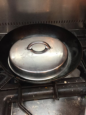 Cover with a lid. Cover with a lid.