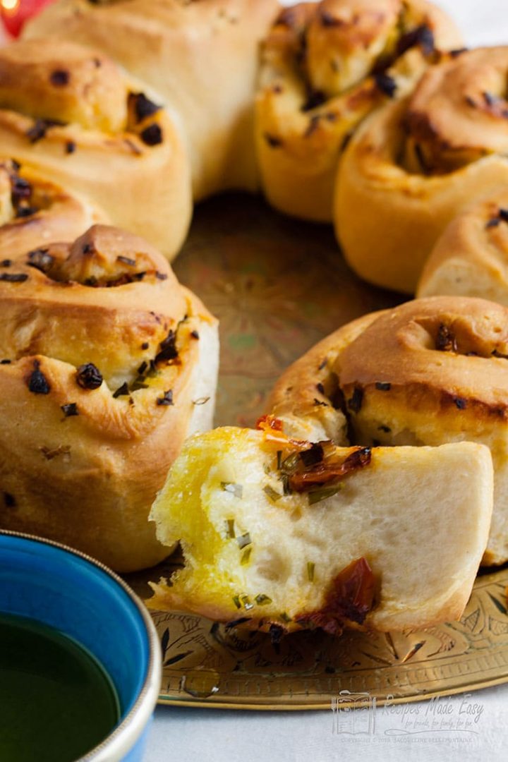 Chive and Tomato Bread Ring Recipes Made Easy