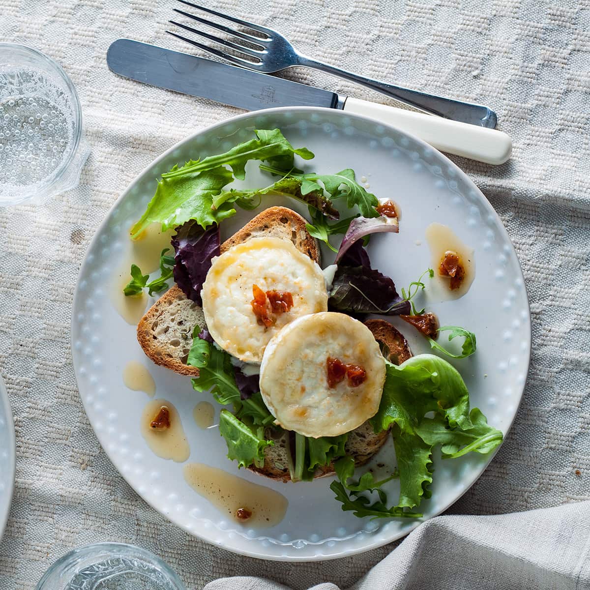 goats cheese salad with sundried tomato dressing.