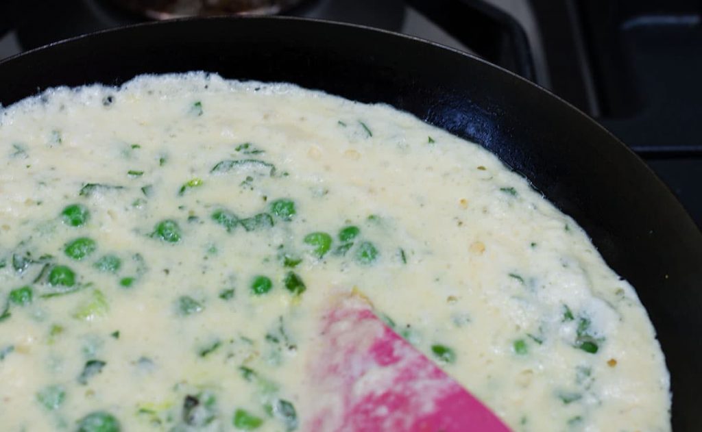 Pea and Spring Onion (scallion) Frittata Recipes Made Easy