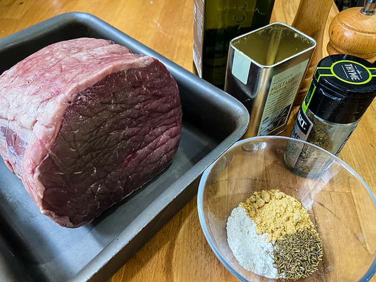 Ingredients for roast beef.