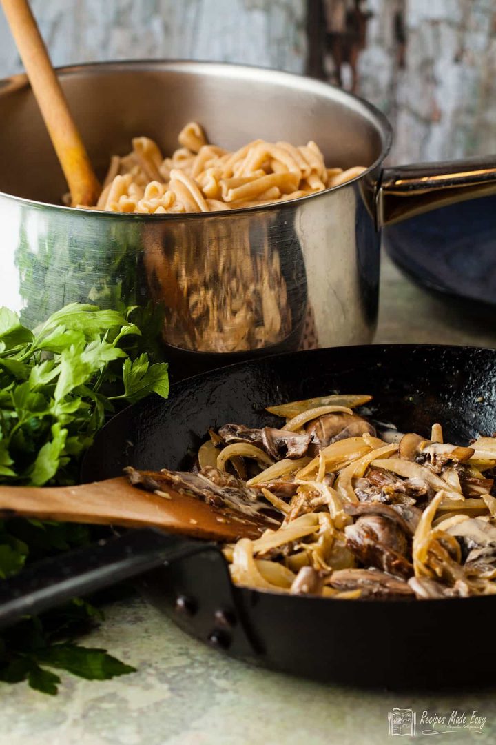 Easy creamy mushroom pasta | Recipes Made Easy