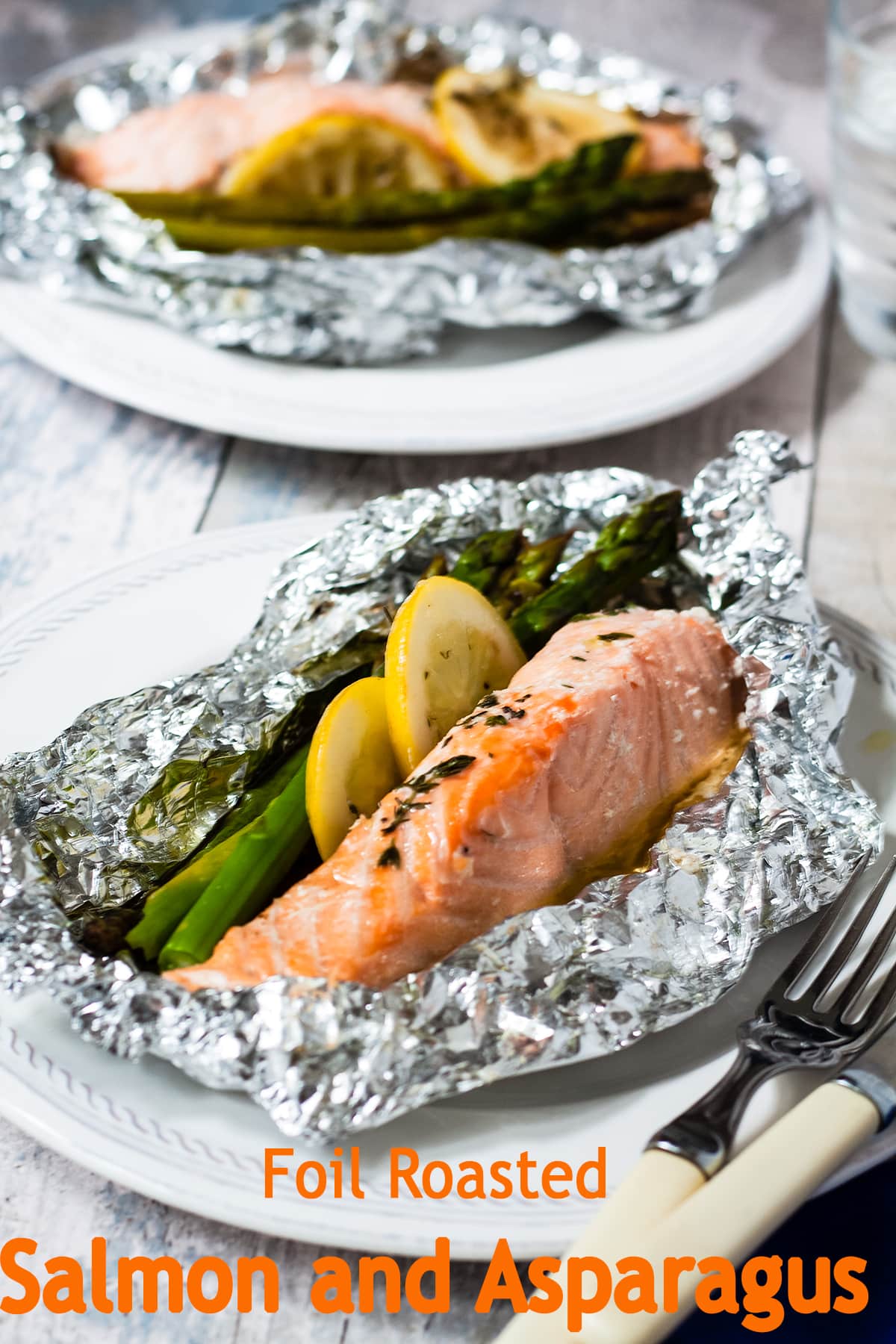 Foil baked salmon and asparagus | Recipes Made Easy